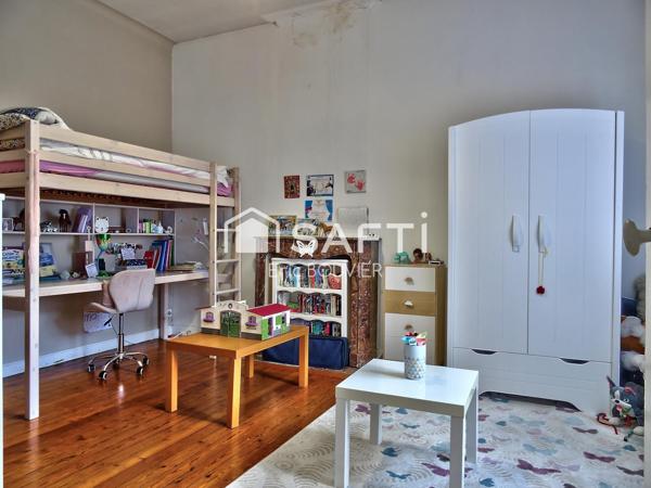 Charmante maison bourgeoise semi-individuelle de 199m²