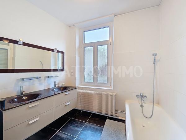 Metz (57000) APPARTEMENT 153M² // METZ SABLON // 3 GRANDES CH // 2 CAVES // 8 MIN A PIED DE LA GARE