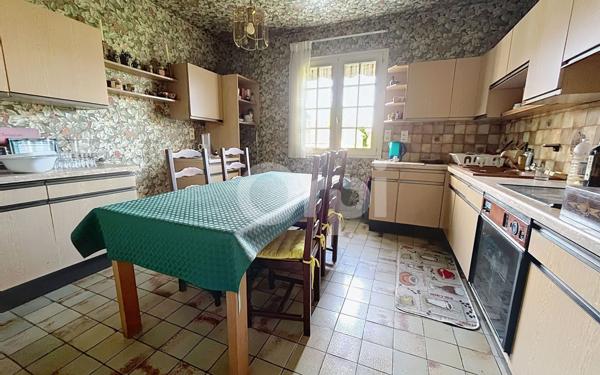 Maison à vendre    6 pièces •  Brive-la-Gaillarde