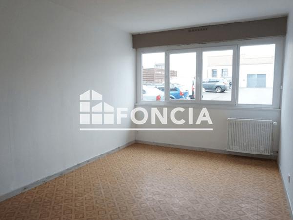 Location Appartement 3 pièces 75.03 m² - 4 BD EDOUARD BRANLY La Roche Sur Yon 85000