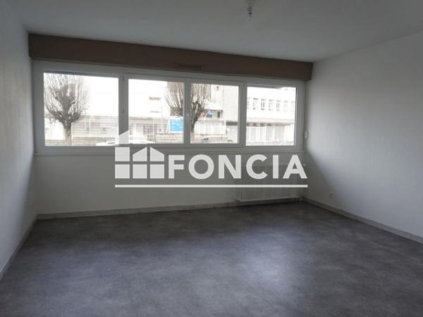 Location Appartement 3 pièces 75.03 m² - 4 BD EDOUARD BRANLY La Roche Sur Yon 85000