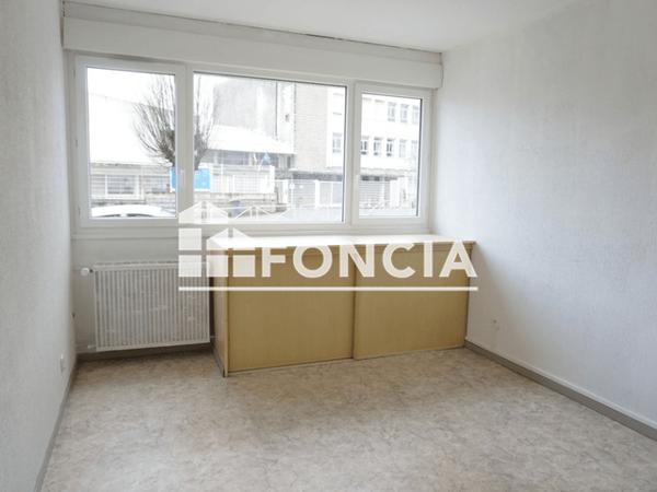Location Appartement 3 pièces 75.03 m² - 4 BD EDOUARD BRANLY La Roche Sur Yon 85000