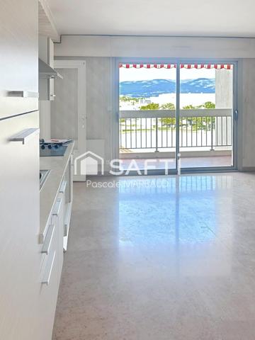Appart T2 de 53 m² , avec balcon, place de parking