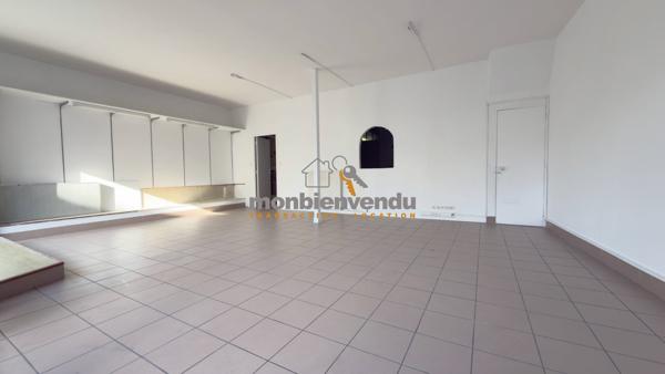 Local commercial 64m² + cave
