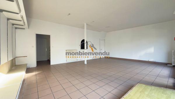 Local commercial 64m² + cave