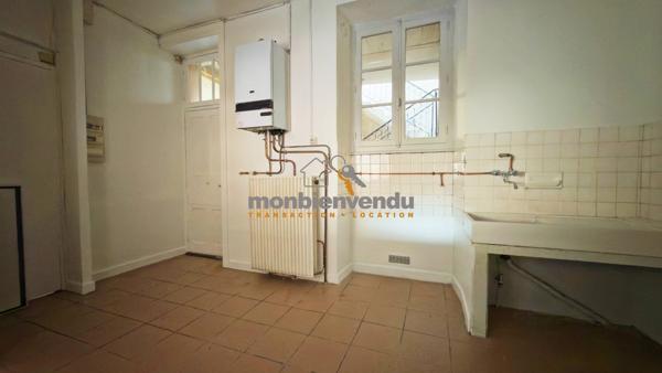 Local commercial 64m² + cave
