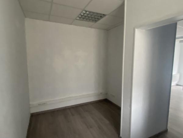 Location Local commercial pièce Chantilly (60500) - CONNETABLE