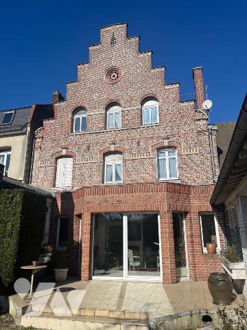 PROCHE GARE ET COMMODITES