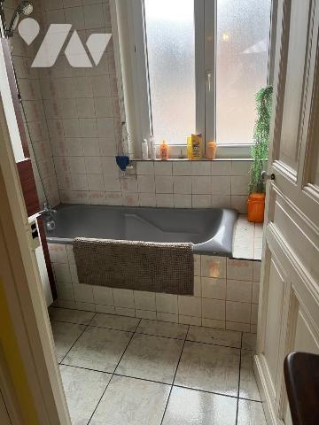 PROCHE GARE ET COMMODITES