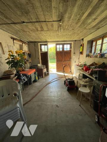 MAISON DE CARACTERE A VENDRE A AUMONT AUBRAC