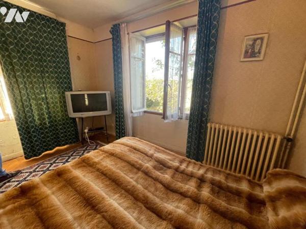 MAISON DE CARACTERE A VENDRE A AUMONT AUBRAC