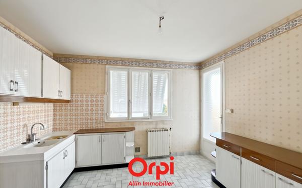 Maison à vendre    3 pièces •  Montluçon