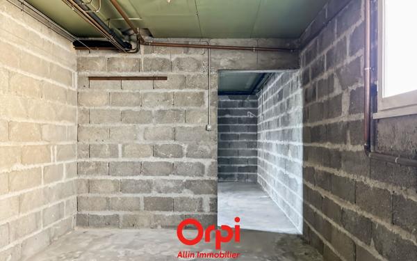 Maison à vendre    3 pièces •  Montluçon