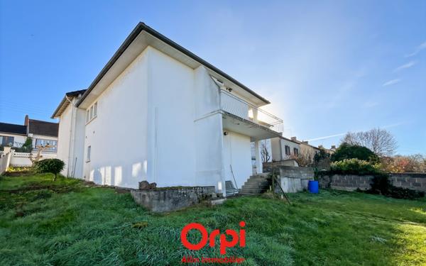 Maison à vendre    3 pièces •  Montluçon