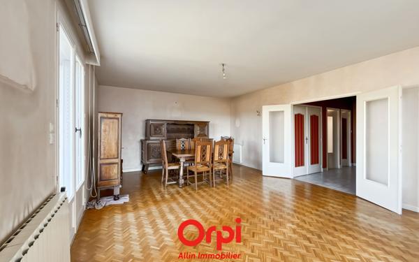 Maison à vendre    3 pièces •  Montluçon