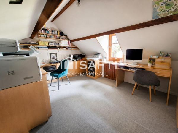Maison de 160 m² avec piscine et dépendances