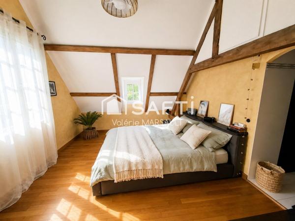 Maison de 160 m² avec piscine et dépendances