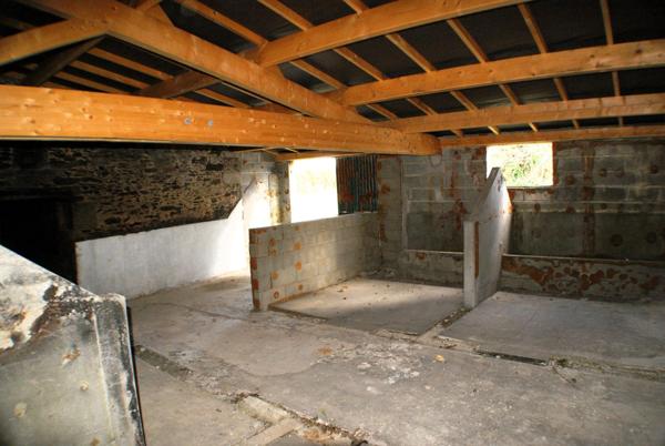 BATIMENTS A RENOVER TRANSFORMABLE EN HABITABLE