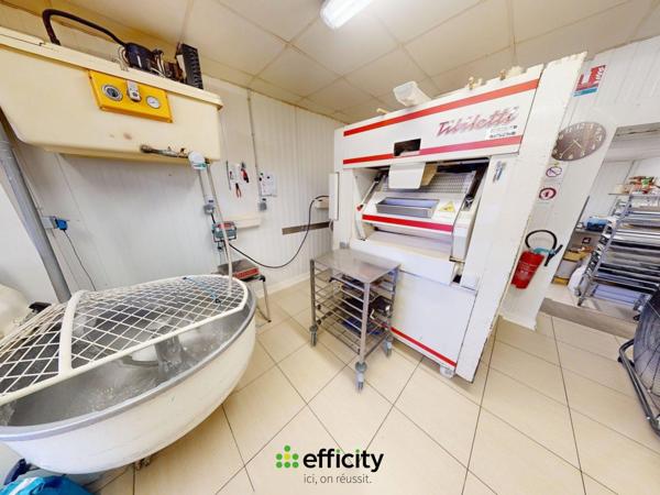 Fonds De Commerce
        
        - 142 m² Exclusivité 149 900 € *