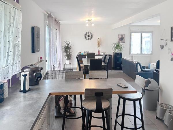 A vendre maison récente située dans un quartier