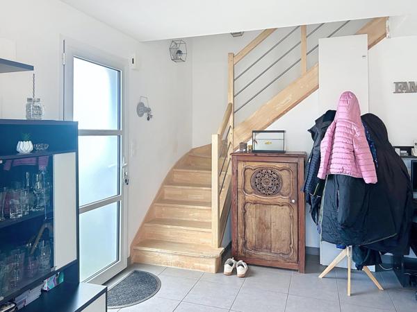 A vendre maison récente située dans un quartier