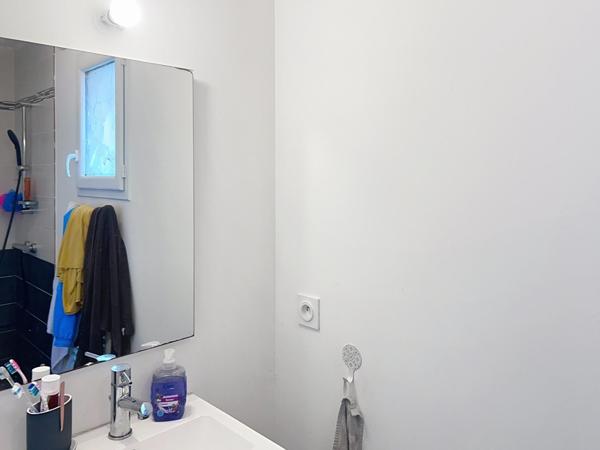 A vendre maison récente située dans un quartier