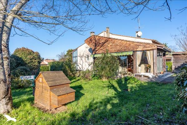 Maison à vendre |  Eymet |  4 pièces | 142 m²