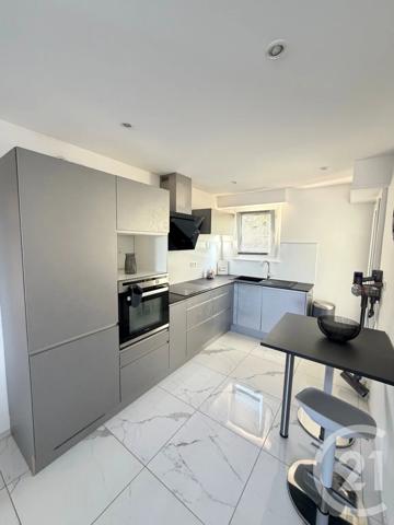 Appartement F4 à vendre  4 pièces - 89,17 m 2   STRASBOURG  - 67