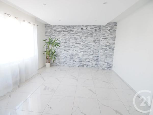 Appartement F4 à vendre  4 pièces - 89,17 m 2   STRASBOURG  - 67