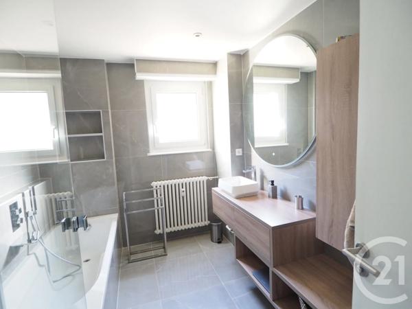 Appartement F4 à vendre  4 pièces - 89,17 m 2   STRASBOURG  - 67