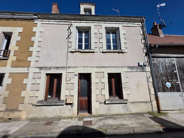YZEURES SUR CREUSE CENTRE