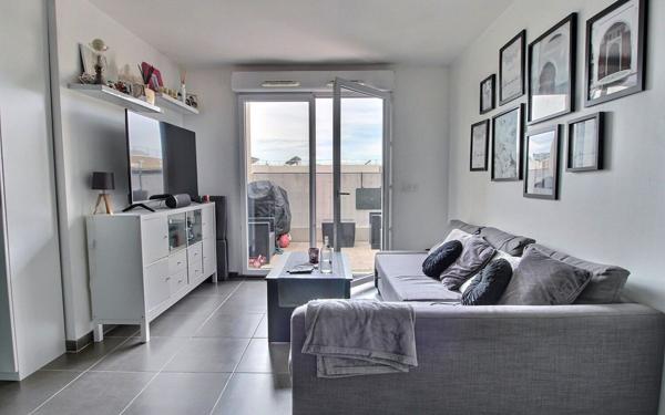 Appartement à vendre    3 pièces • 60 m2 Marseille 10