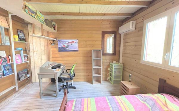 Maison à vendre    5 pièces • 174,90 m2 Sainte-Anne