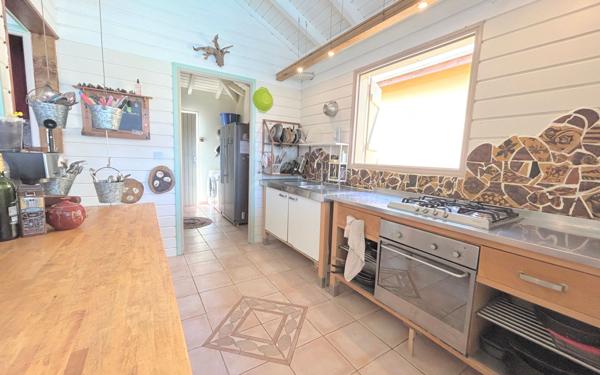 Maison à vendre    5 pièces • 174,90 m2 Sainte-Anne