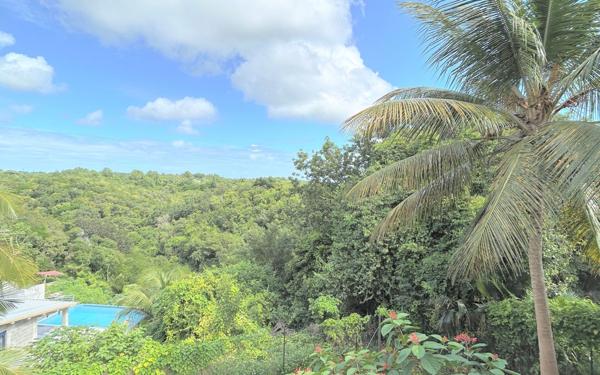 Maison à vendre    5 pièces • 174,90 m2 Sainte-Anne