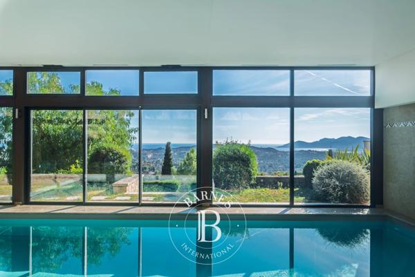Mougins, Villa 5 Chambres -  430 m² à vendre