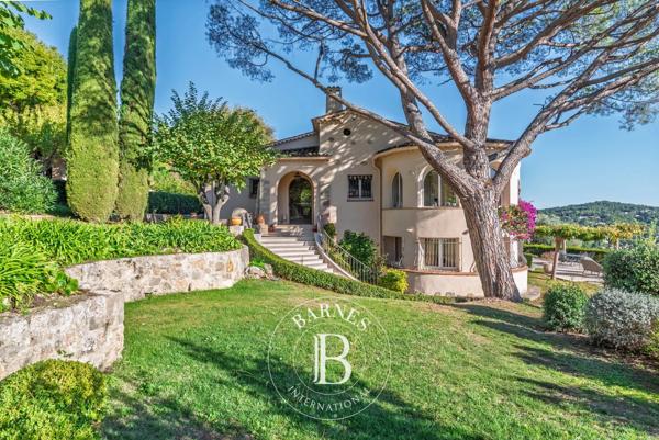 Mougins, Villa 5 Chambres -  430 m² à vendre