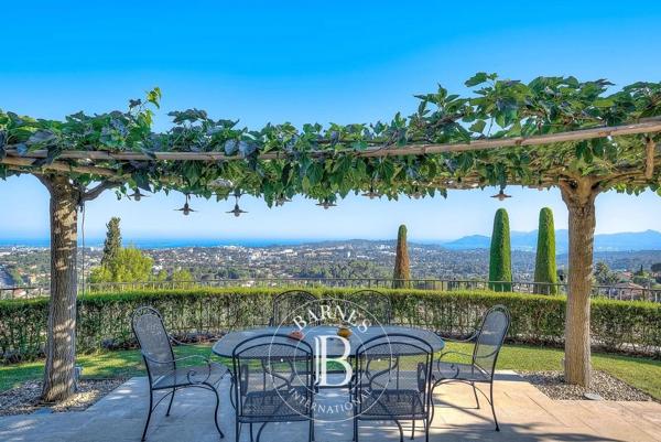 Mougins, Villa 5 Chambres -  430 m² à vendre