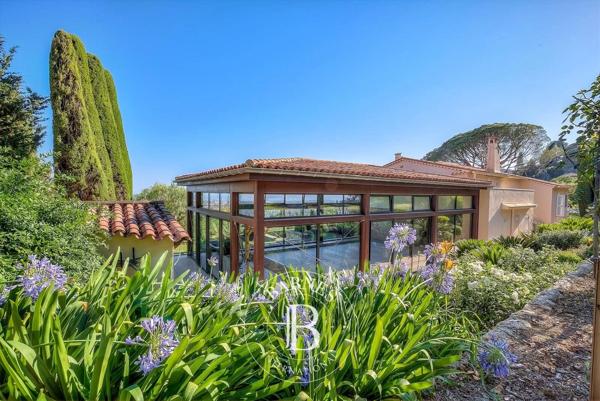 Mougins, Villa 5 Chambres -  430 m² à vendre