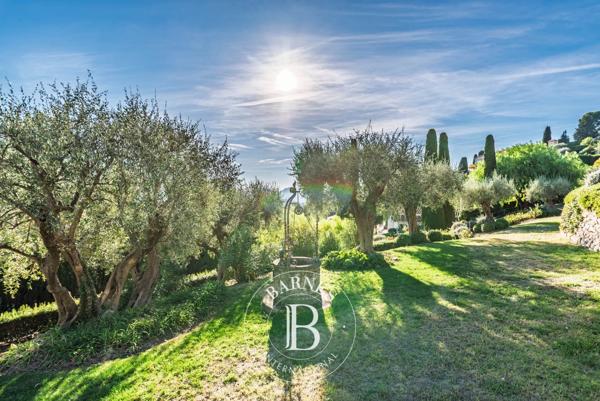 Mougins, Villa 5 Chambres -  430 m² à vendre