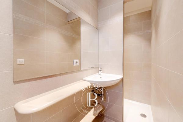 Mougins, Villa 5 Chambres -  430 m² à vendre