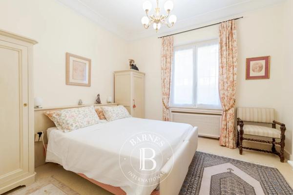Mougins, Villa 5 Chambres -  430 m² à vendre