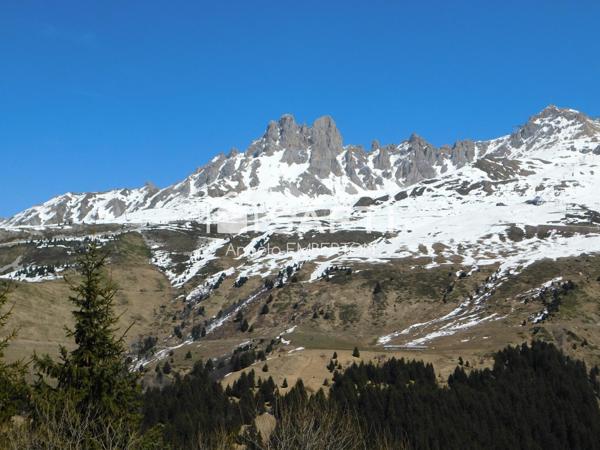 Chalet neuf luxe T6 garage, terrasse, balcon