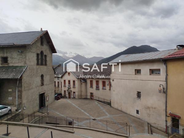 Appartement de 77m² sur le centre de SEYNE