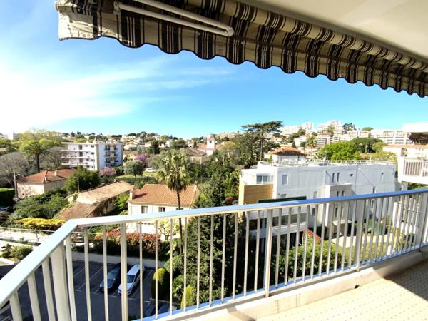 Appartement à vendre 4 pièces, cave et garage ANTIBES (06)