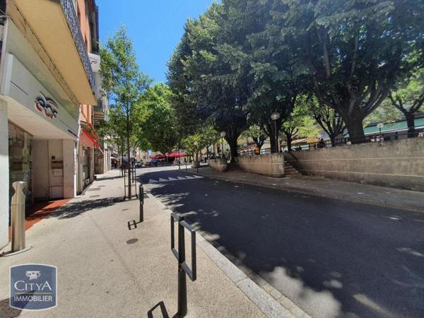 Immeuble à vendre 360m²