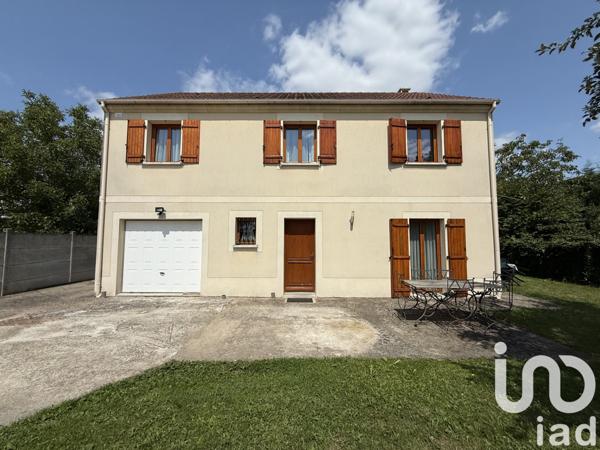 Maison à vendre 6 pièces 121 m² Vaux-le-Pénil