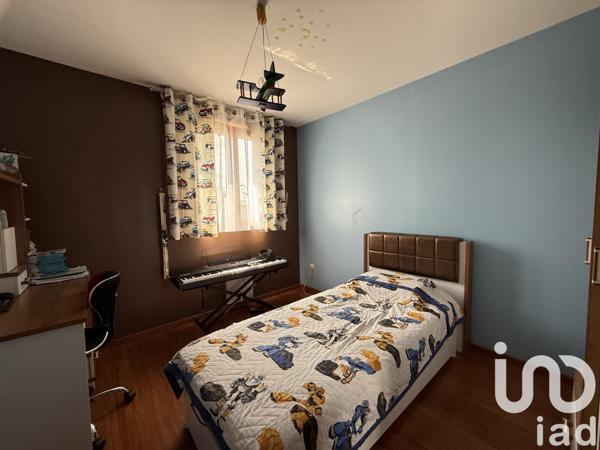 Maison à vendre 6 pièces 121 m² Vaux-le-Pénil