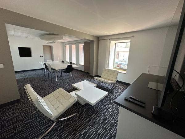 Bureaux ou maison de ville