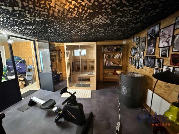 Maison Lumineuse et Fonctionnelle dans un Quartier Paisible